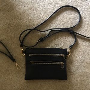 Three compartment crossbody/wristlet/clutch